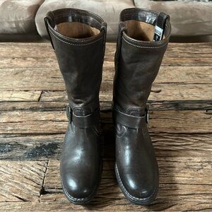 FRYE Martina Engineer Short Boots